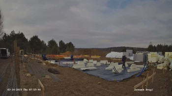 Budowa domu energooszczędnego w technologii IZODOM2000 - Janówek. Układanie i wylewanie ciepłej płyty fundamentowej